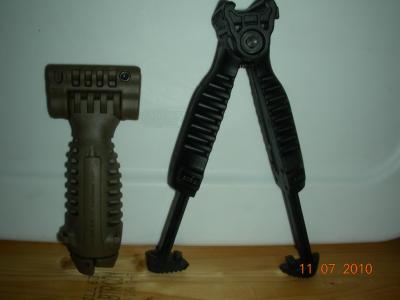 Tactical Bipod Grip - Black